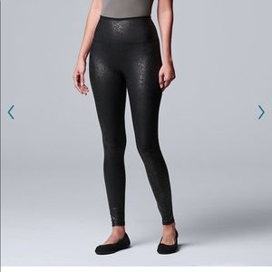 Vera Wang faux leather leggings